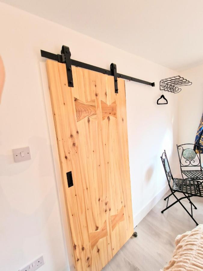 Kaoglen Lodge - Fawn Pod - Hot Tub - Dogs - Pitlochry - Luxury Blairgowrie and Rattray المظهر الخارجي الصورة
