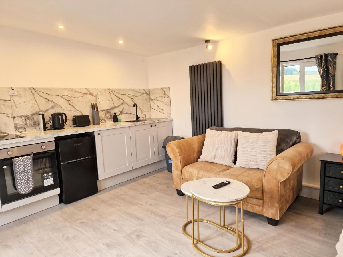 Kaoglen Lodge - Fawn Pod - Hot Tub - Dogs - Pitlochry - Luxury Blairgowrie and Rattray المظهر الخارجي الصورة